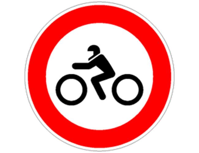 Divieto transito motocicli